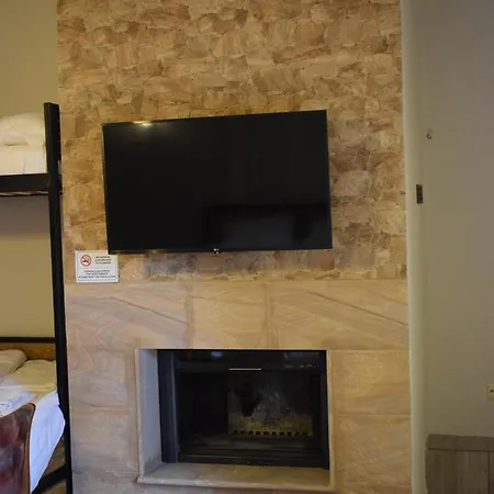 Nakis Seasons * Stavros (Thessaloniki)